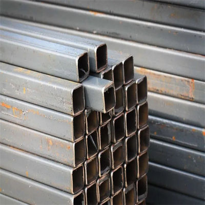 Q235 ERW کربن لوله فولادی 20x20 30x30 50x50 بخش جعبه برای ساختمان